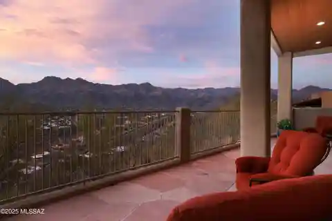 Luxury Estate in the Sabino Mountain Community