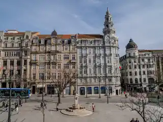 Refined Apartment in Historic Architectural Landmark