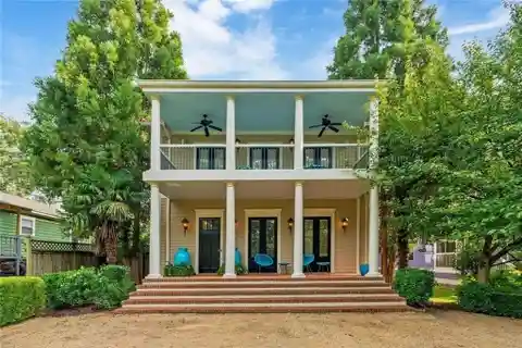 Livable Comfort with Sophistication