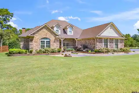 Country Living on Eight Acres in Stallion Lake Ranch