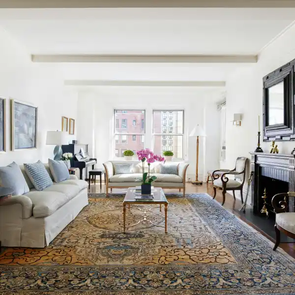 GORGEOUS PARK AVENUE APARTMENT