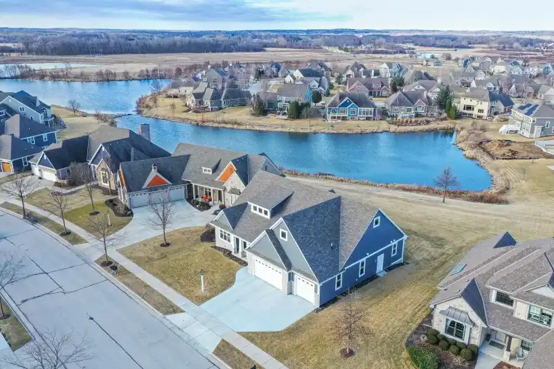 Immaculate Fox Lake Village Split Ranch