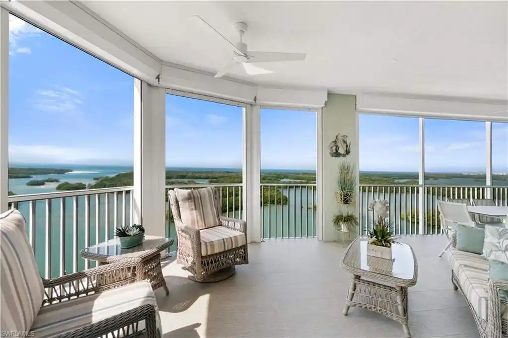 Incredible End-unit with Spectacular Bay and Gulf Views