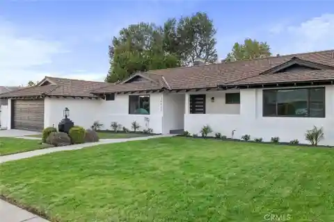 Move-In Ready Remodeled Pool House