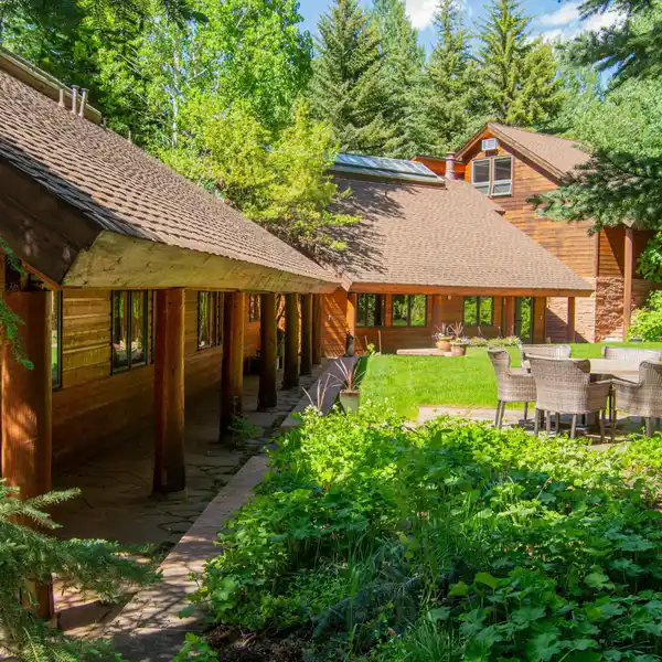 UNIQUE FAMILY COMPOUND