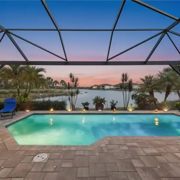 STUNNING LAZIO-STYLE HOME OFFERS SERENE LAKE VIEWS