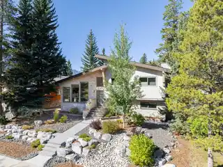 Exceptional Home with Amazing Mountain Views