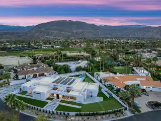 Modern Luxury in Prestigious Clancy Lane Estates