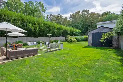 Rental in Fabulous Village Location
