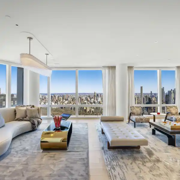 EXCEPTIONAL DUPLEX RESIDENCE AT THE ICONIC ONE CENTRAL PARK