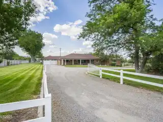 Refined Living and Equestrian Excellence