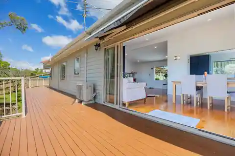 Coastal Family Haven with Fabulous Landscaped Gardens