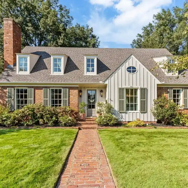 RARE OPPORTUNITY IN BELOVED PIDGEON ESTATES