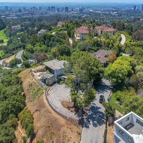 RARITY ABOVE THE PRESTIGIOUS BEL AIR COUNTRY CLUB