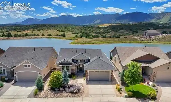 FOREST LAKES HOME ON A PREMIER LOT