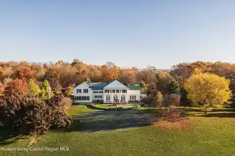 Elegant Country Estate with Timeless Architectural Charm