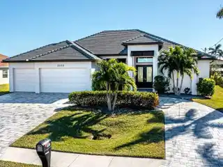 Better Than New Residence in Sought-after Surfside