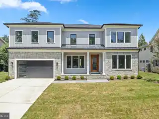 Beautiful Brand New Home