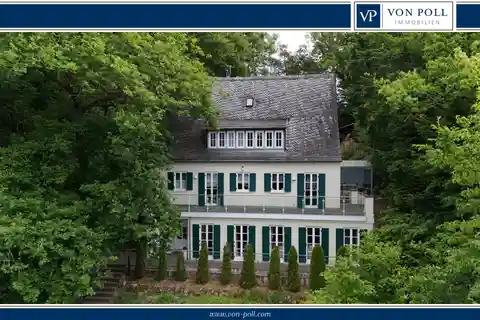 Enchanting Circa 1920 Home