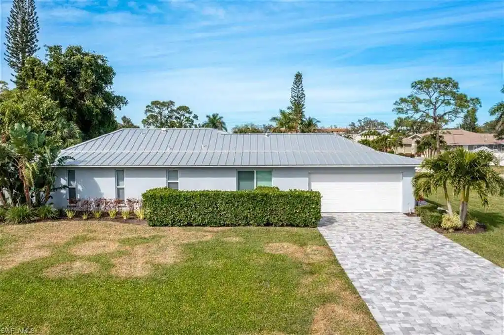 Amazing Furnished Rental Opportunity Only 1.7 Miles to the Beach