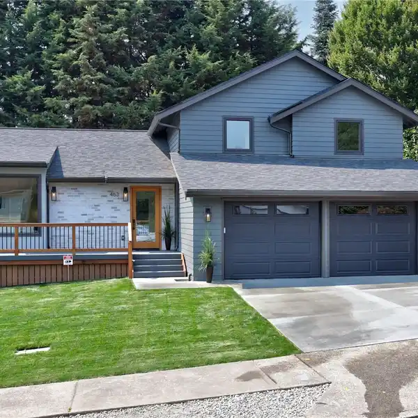 IMMACULATE COMPLETELY REMODELED HOME