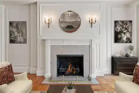 Gracious Living in Prestigious Carnegie Hill