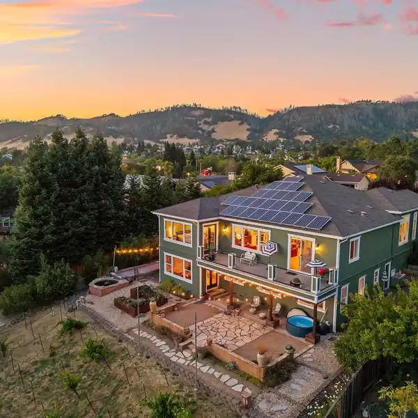 THOUGHTFULLY DESIGNED HOME WITH SPECTACULAR VIEWS
