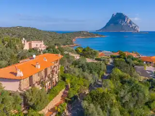 Tranquil Villa with Exceptional Views