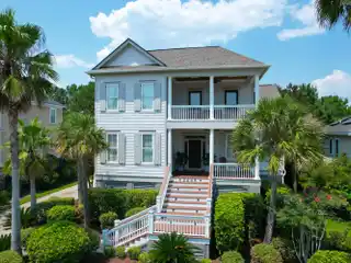 Fully Updated Turnkey Home in Prestigious Rivertowne Country Club