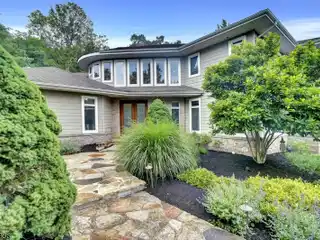 Expansive Custom Home on a Quiet Cul-de-sac