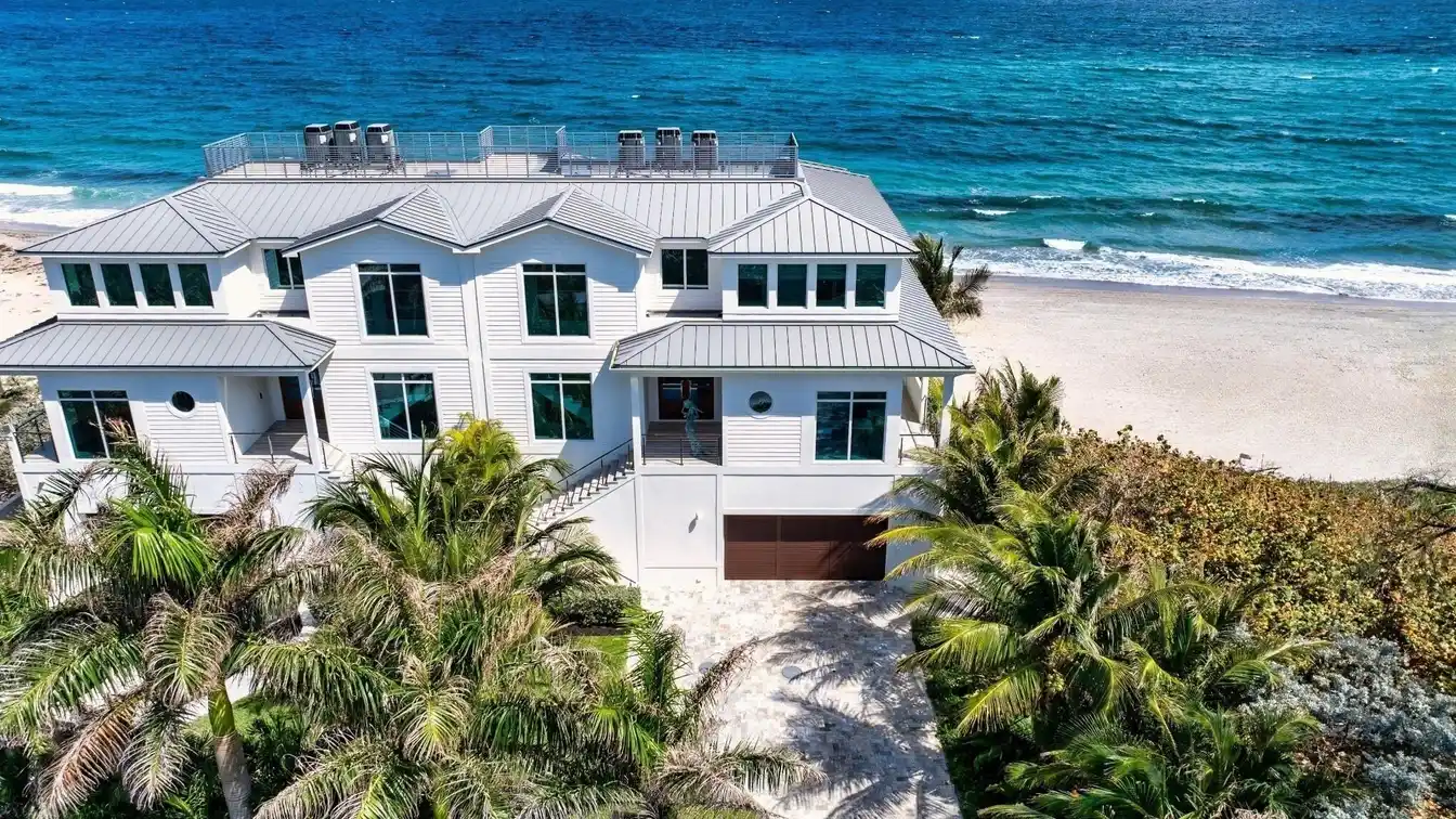 Stunning and Bright Ocean Ridge Townhome