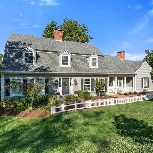 SUNLIT ELEGANCE WITH TIMELESS ARCHITECTURAL CHARM