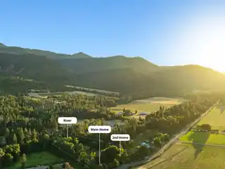 Park-Like Retreat Along the Applegate River