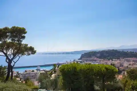 Magnificent Apartment with Panoramic Sea View