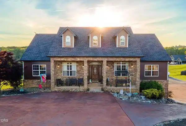 ONE-OF-A-KIND MOUNTAIN RETREAT