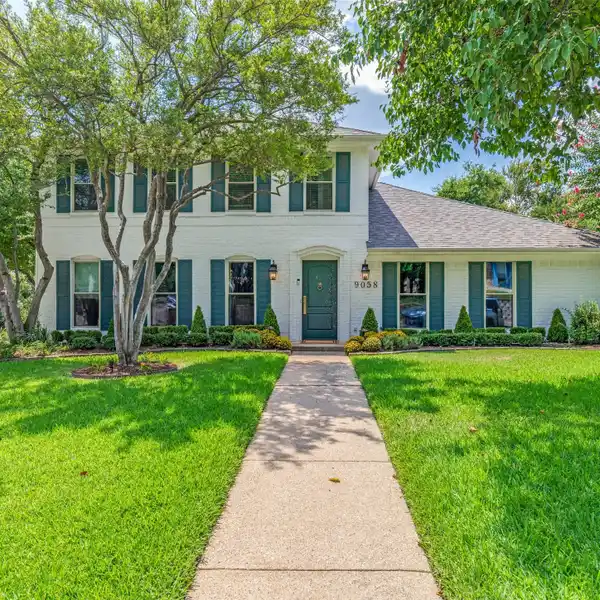 DESIGNER RENOVATED LAKE HIGHLANDS GEM