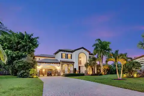 Spacious Retreat with Solar Savings