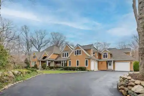Unique Efficient Mansion