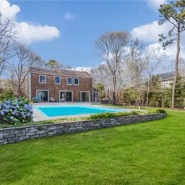 NEWLY RENOVATED HAMPTONS HAVEN