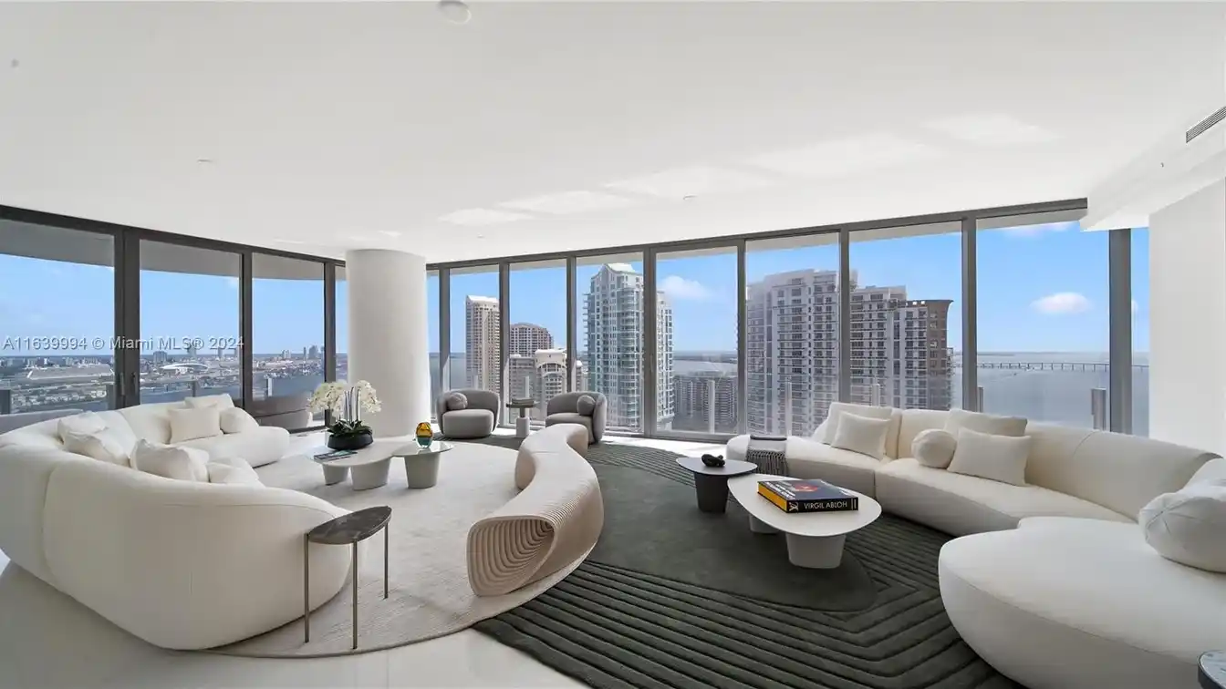 Exquisite Condo at the Prestigious Aston Martin Residences