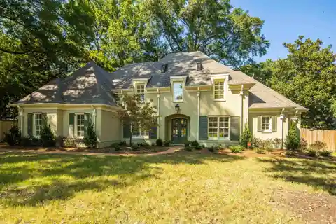 Exquisite Reed-barry Gem in Prime Memphis Location
