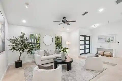 Stunning Home on a Quiet Palmetto Bay Cul-De-Sac