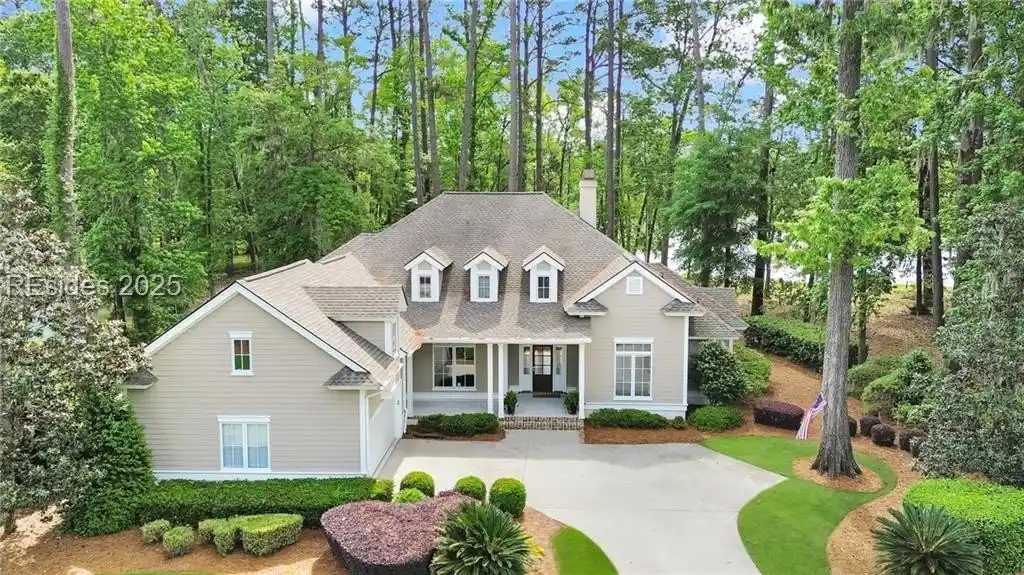 Completely Remodeled Home on Hickory Lake