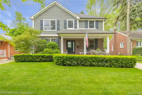 Beautiful Home in a Sought-after Neighborhood