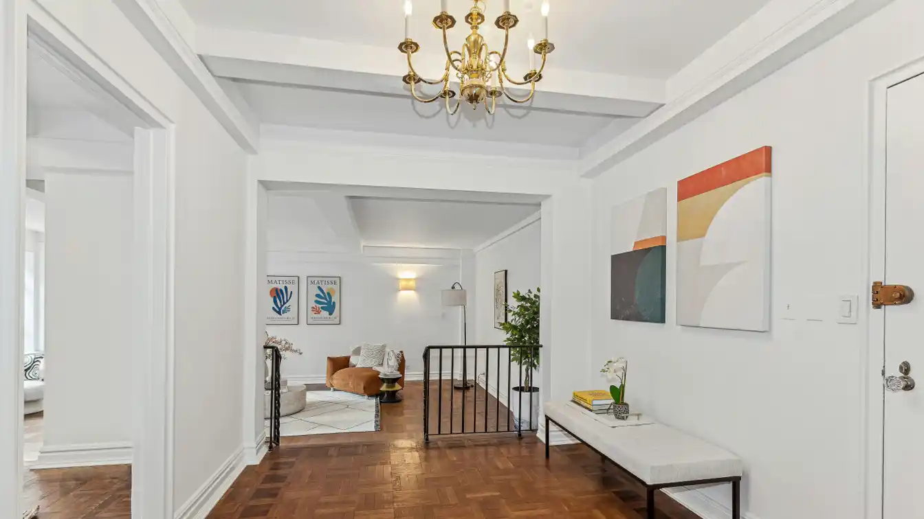 Elegance and Comfort on Prestigious Museum Mile