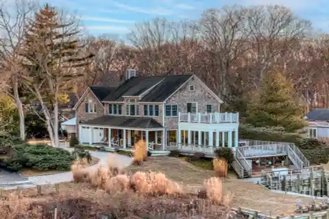 Awesome Silver Beach Waterfront Property for Rent