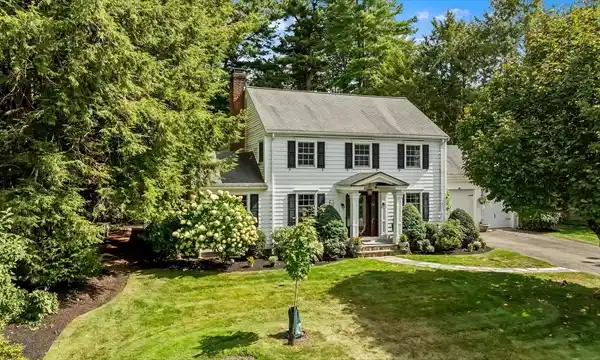 PERFECT HOME FOR ENTERTAINING AND EVERYDAY LIVING