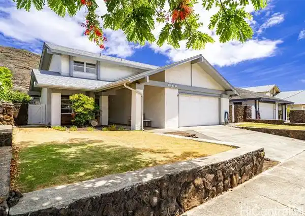 LOVELY HOME IN DESIRABLE KALAMA VALLEY