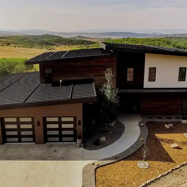 EXCEPTIONAL RESIDENCE ON NEARLY 36 ACRES IN GIANT SKY RANCH