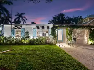 Beautifully Renovated Olde Naples Cottage Style Home